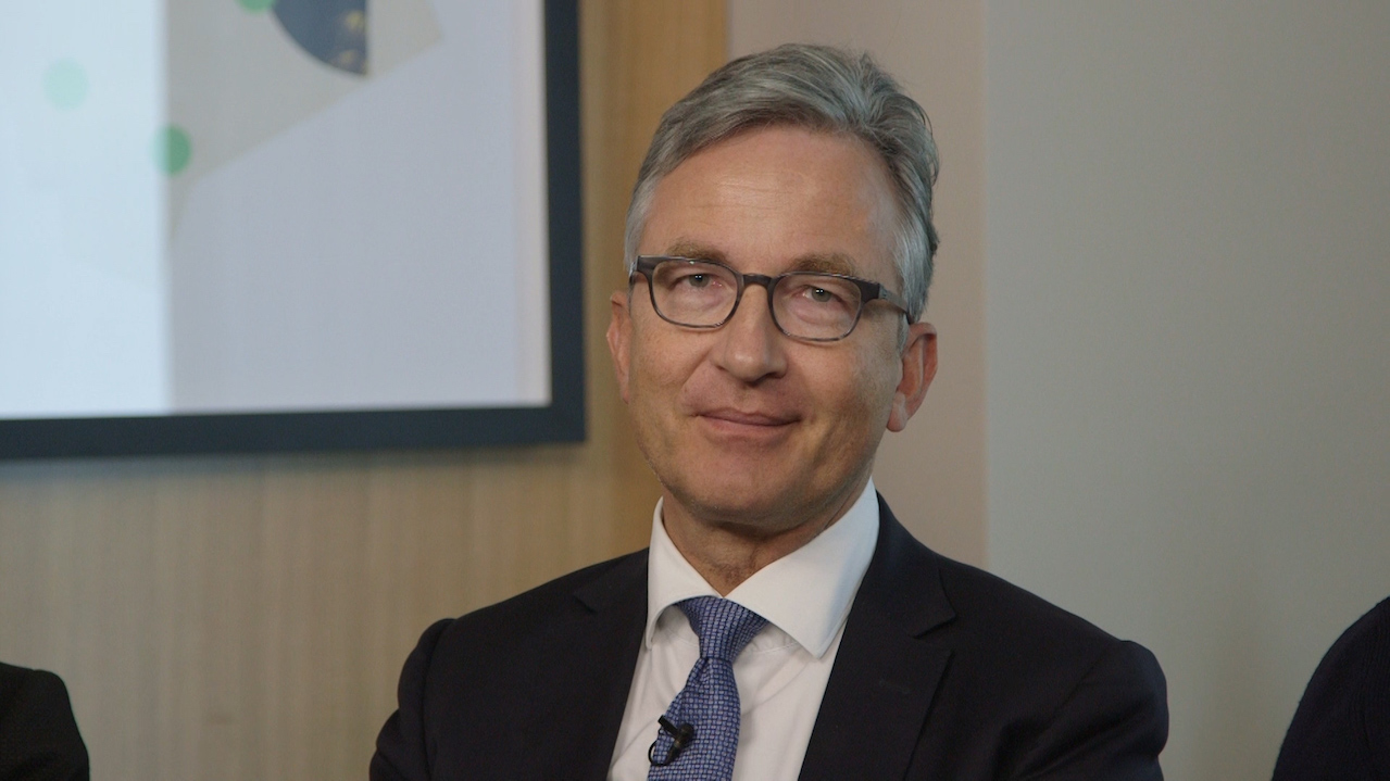 The LEAD Study and Application of Ellex 2RT 