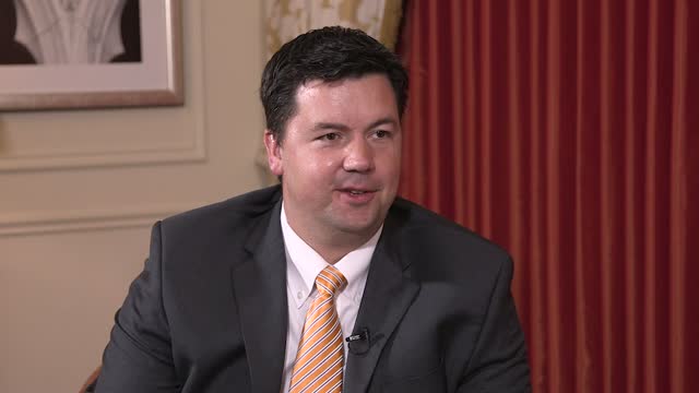 Intraoperative OCT: Impact on Macular Surgery